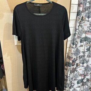 Lucky & Blessed Black Relaxed Short Sleeve flowy Dress with pockets